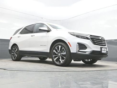 Used 2022 Chevrolet Equinox Premier AWD/4WD image 31