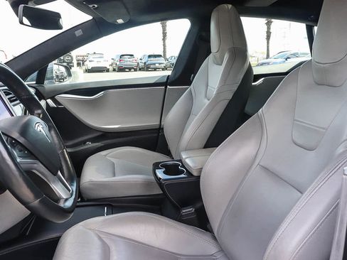 Used 2016 Tesla Model S 70D image 21