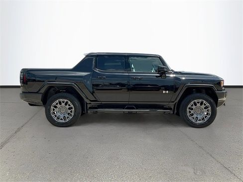 New 2025 GMC Hummer EV 3X image 3