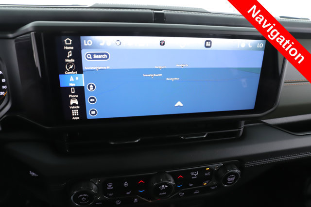 Used 2024 Jeep Gladiator Mojave AWD/4WD image 5