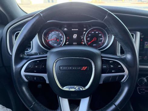 Used 2018 Dodge Charger SXT Plus RWD image 16