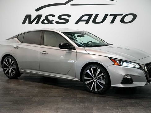 Used 2022 Nissan Altima 2.5 SR FWD image 7
