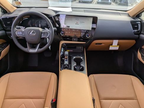 Used 2026 Lexus NX 350 AWD w/ Luxury Package image 15