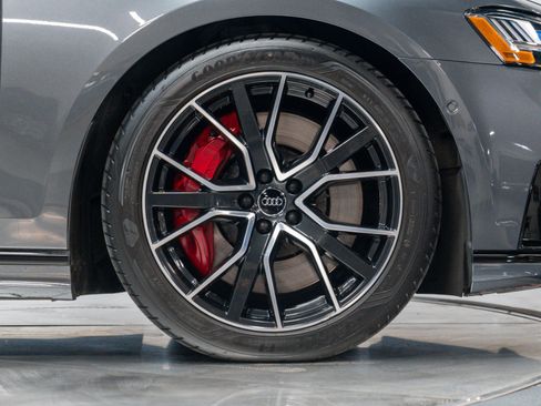 Used 2020 Audi S8 L AWD/4WD image 25