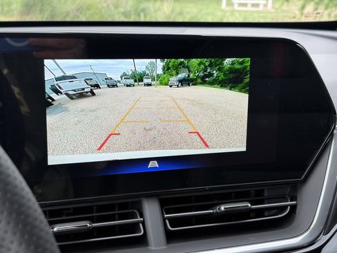 New 2026 Chevrolet Trax RS w/ Sunroof Package image 23
