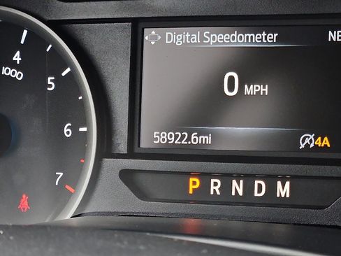 Used 2020 Ford Expedition XLT image 19