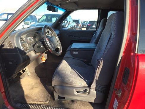 Used 2000 Dodge Ram 1500 Truck SLT image 8