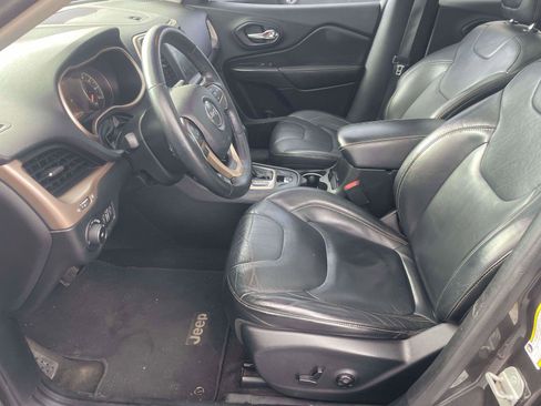 Used 2014 Jeep Cherokee Limited w/ Trailer Tow Group image 5