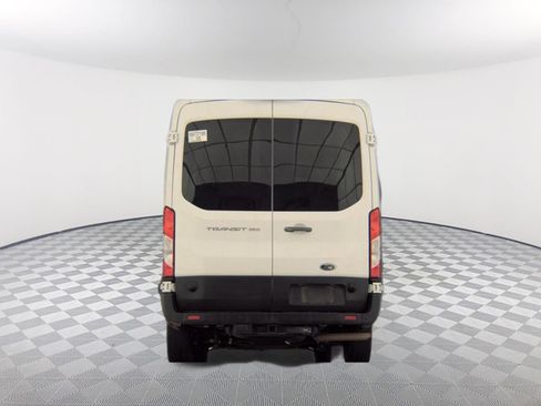Used 2024 Ford Transit 350 XL RWD image 4