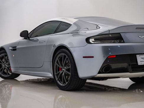 Used 2015 Aston Martin V8 Vantage GT RWD image 9