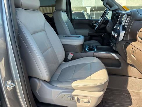 Used 2022 GMC Sierra 1500 SLT image 18