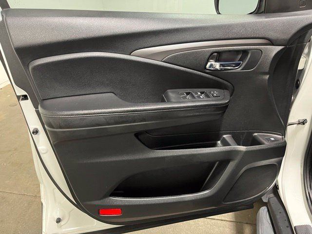 Used 2021 Honda Pilot EX image 20