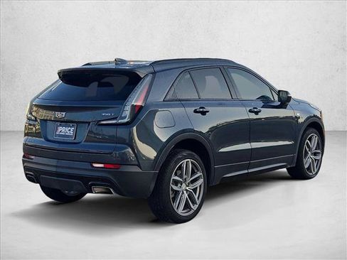 Used 2020 Cadillac XT4 Sport w/ Enhanced Visibility Package FWD image 5