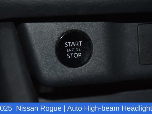 Used 2025 Nissan Rogue SV AWD/4WD image 14