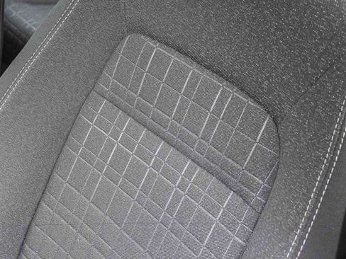 Used 2025 Honda HR-V LX image 36