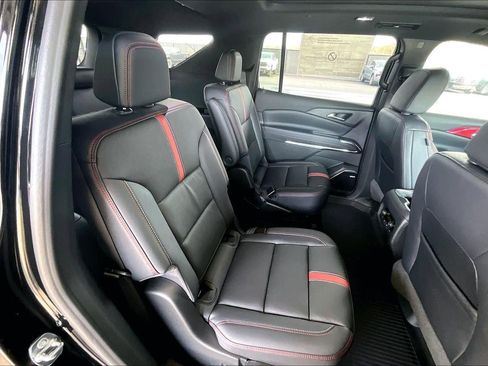 New 2026 Chevrolet Traverse RS w/ LPO, Floor Liner Package image 25