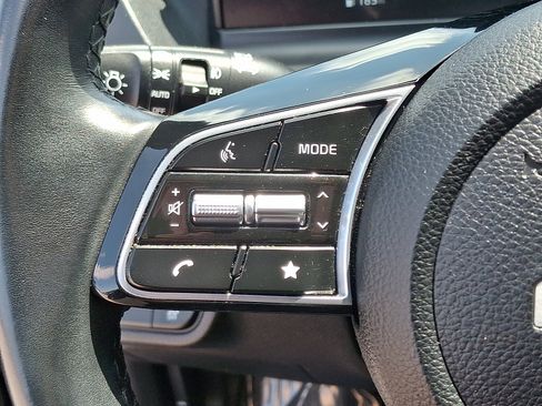 Certified 2024 Kia Seltos EX image 22