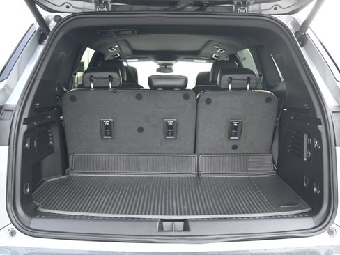 Used 2025 Buick Enclave Avenir image 34