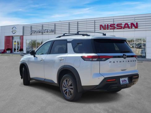 New 2026 Nissan Pathfinder SV FWD image 7