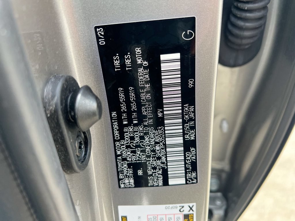 Certified 2023 Lexus GX 460 Premium w/ Accessory Package AWD/4WD image 24