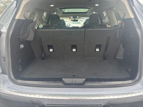 Used 2020 Subaru Ascent Limited w/ Technology Package image 29