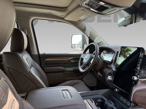 New 2026 RAM 1500 Limited w/ Off Road Group image 10