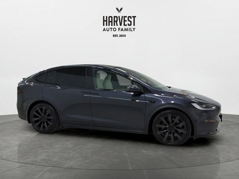 Used 2024 Tesla Model X AWD/4WD image 9