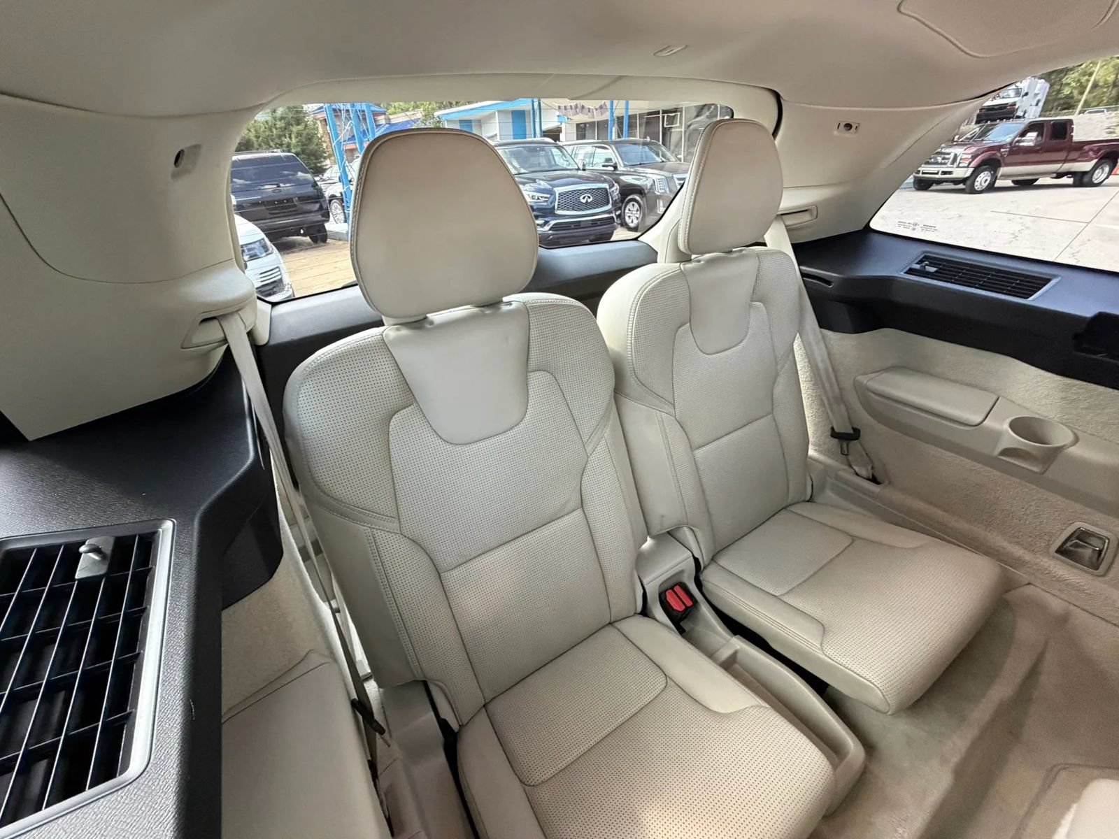 Used 2016 Volvo XC90 T6 Inscription w/ Vision Package AWD/4WD image 29