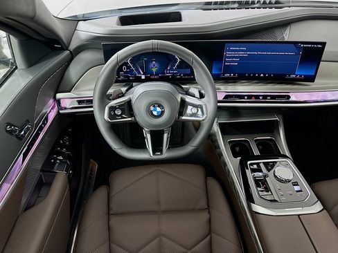 Used 2026 BMW 740i xDrive AWD/4WD image 22