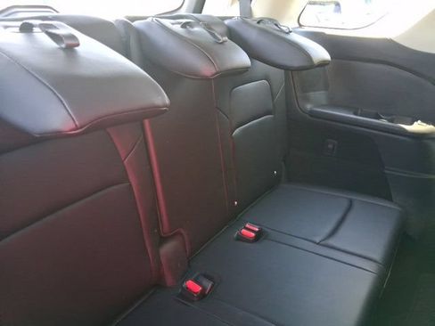 Used 2024 Nissan Pathfinder Platinum w/ Cargo Package AWD/4WD image 16