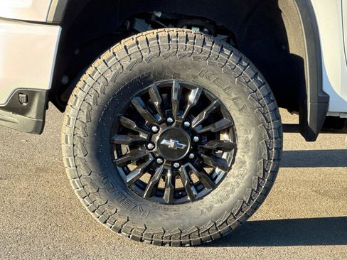 Used 2022 Chevrolet Silverado 3500 LTZ w/ LTZ Plus Package image 29