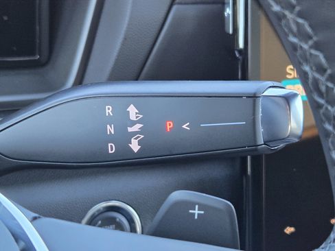 Used 2026 GMC Terrain Elevation w/ Technology Package II image 24