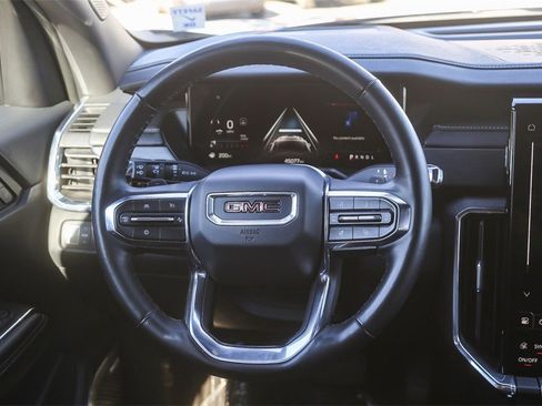 Used 2024 GMC Acadia Elevation image 15