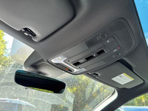 Used 2021 Audi Q3 2.0T Premium Plus image 31