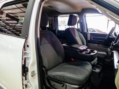 Used 2022 RAM 3500 Lone Star image 34