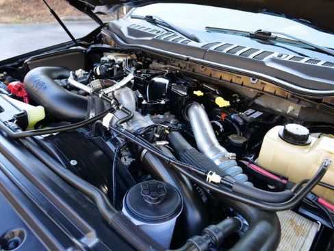 Used 2019 Ford F250 Lariat w/ Lariat Ultimate Package image 48