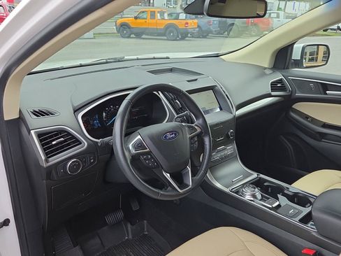 Used 2020 Ford Edge SEL w/ Convenience Package AWD/4WD image 10