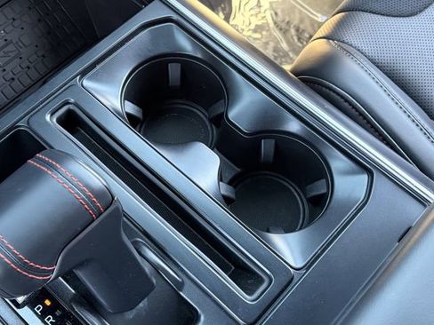 Used 2025 Ford F150 Raptor AWD/4WD image 18