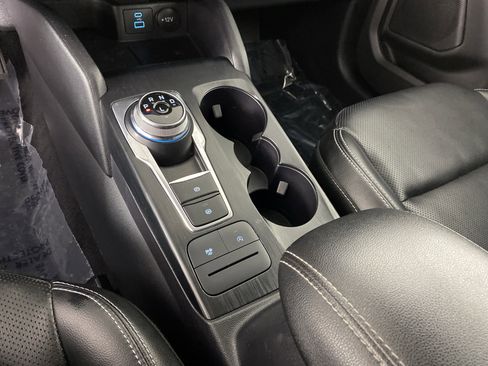 Used 2022 Ford Escape SEL image 31