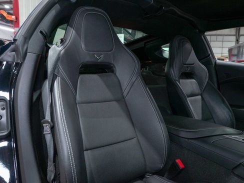 Used 2019 Chevrolet Corvette Grand Sport w/ Z07 Performance Package image 40