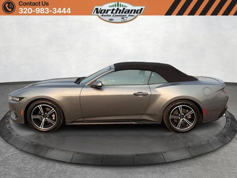 Used 2025 Ford Mustang Premium RWD image 8