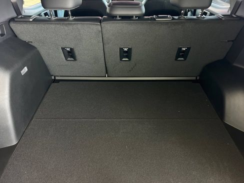 New 2026 GMC Terrain AT4 w/ Technology Package II AWD/4WD image 13