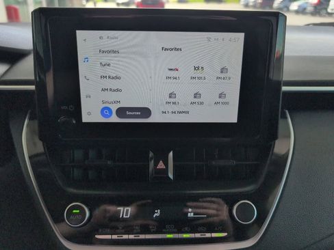 Used 2024 Toyota Corolla LE FWD image 18