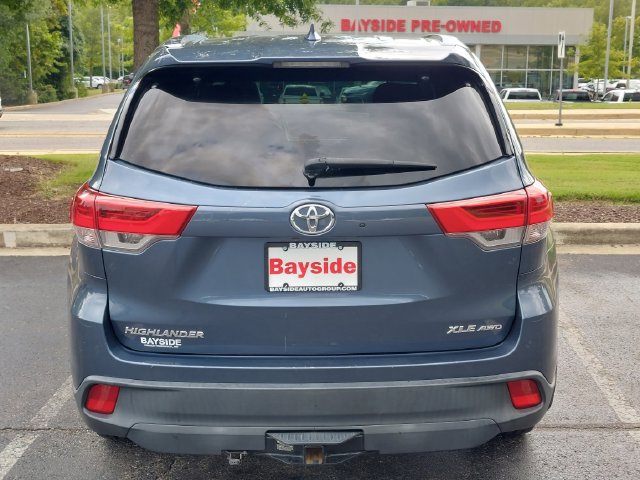 Used 2018 Toyota Highlander XLE AWD/4WD image 20