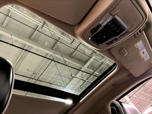 Used 2019 RAM 1500 Laramie image 14