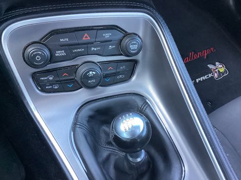 Used 2022 Dodge Challenger R/T Scat Pack RWD image 15