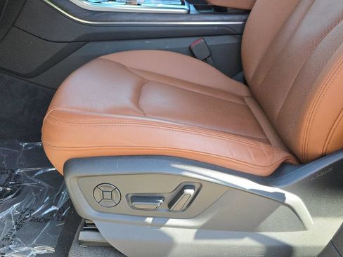 Used 2023 Audi Q7 3.0T Premium Plus AWD/4WD image 21