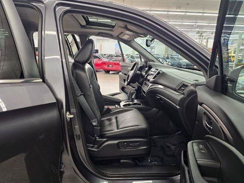 Used 2019 Honda Ridgeline RTL-T image 10