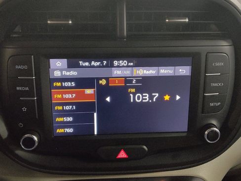 Used 2025 Kia Soul LX image 25