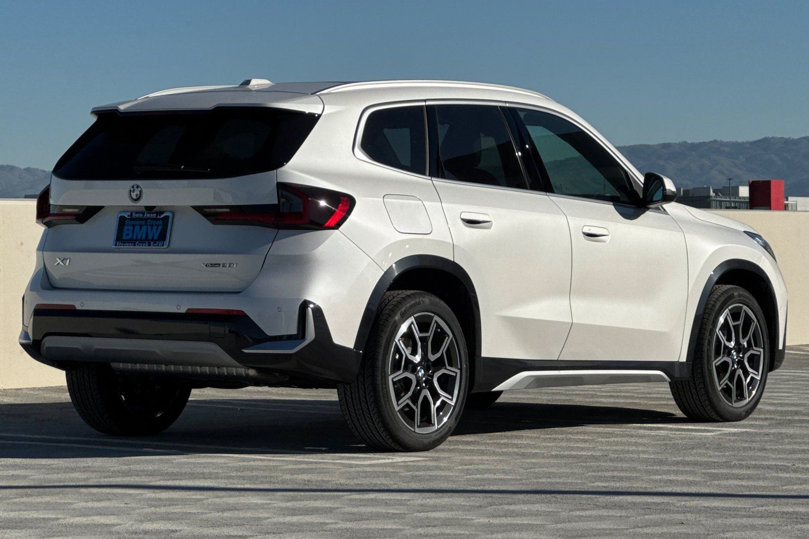 Used 2026 BMW X1 xDrive28i w/ Technology Package AWD/4WD image 9